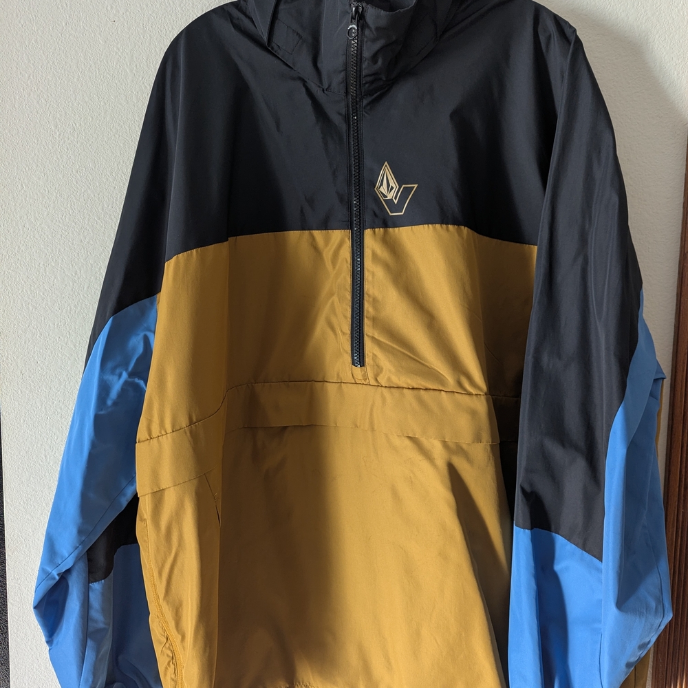 Volcom Men's Black, Gold, and Blue Jacket